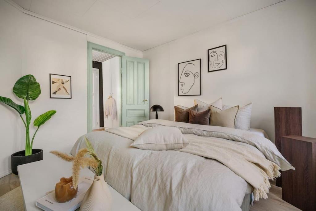 Central Apartment With Balcony, Self-Check In & Private Entrance ベルゲン エクステリア 写真